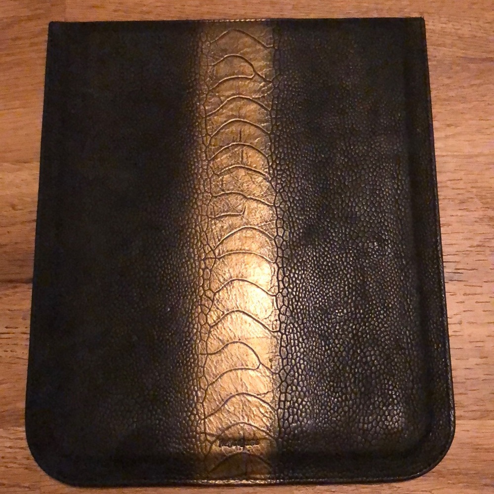 YVE SAINT LAURENT ENVELOPE CLUTCH
